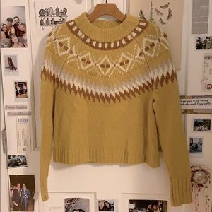 American Eagle yellow sweater
